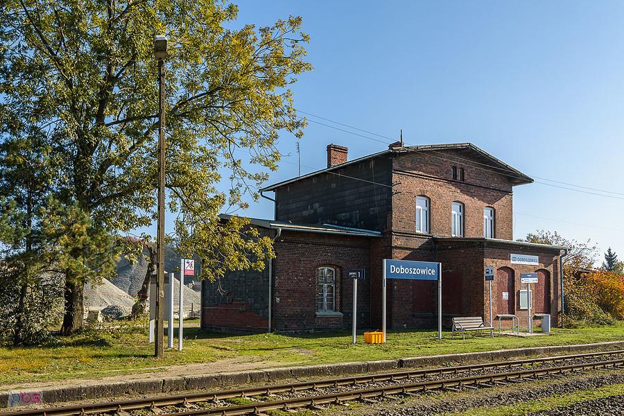 Doboszowice - przystanek osobowy i ogólnodostępna bocznica szlakowa na linii D29-137.