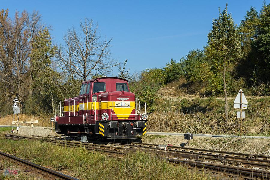 401Da-261 stoi na żeberku Kopalni Gnejsu Pomianów-Doboszowice