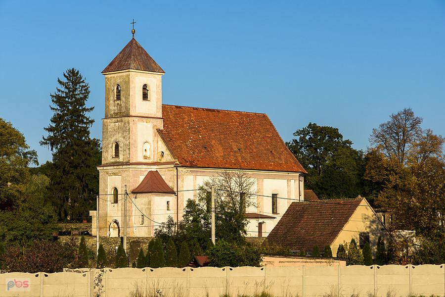 Kościół Św. Wawrzyńca i Mikołaja - Lubiatów
