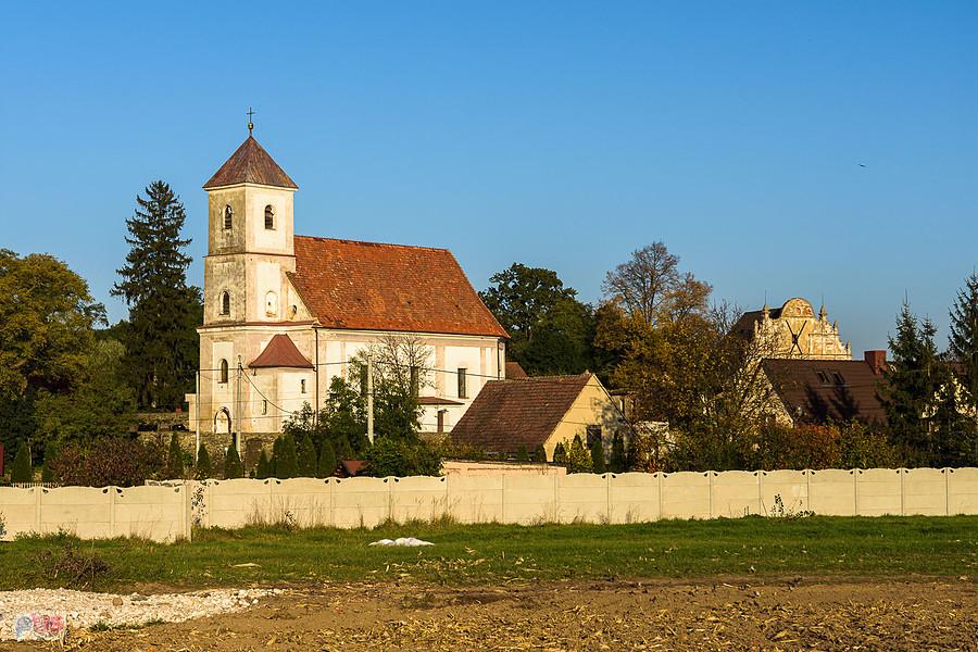 Kościół Św. Wawrzyńca i Mikołaja - Lubiatów
