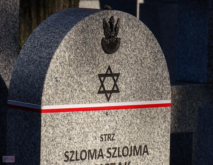 Jedna z żołnierskich mogił 1939 roku