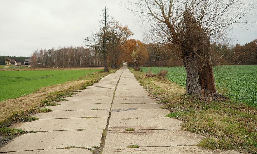 Tzw. "betonka" za Wartą