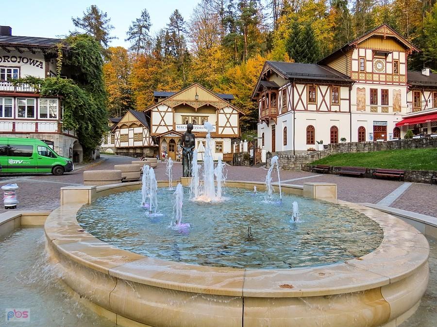 Szczawnica - nowa fontanna na placu Dietla