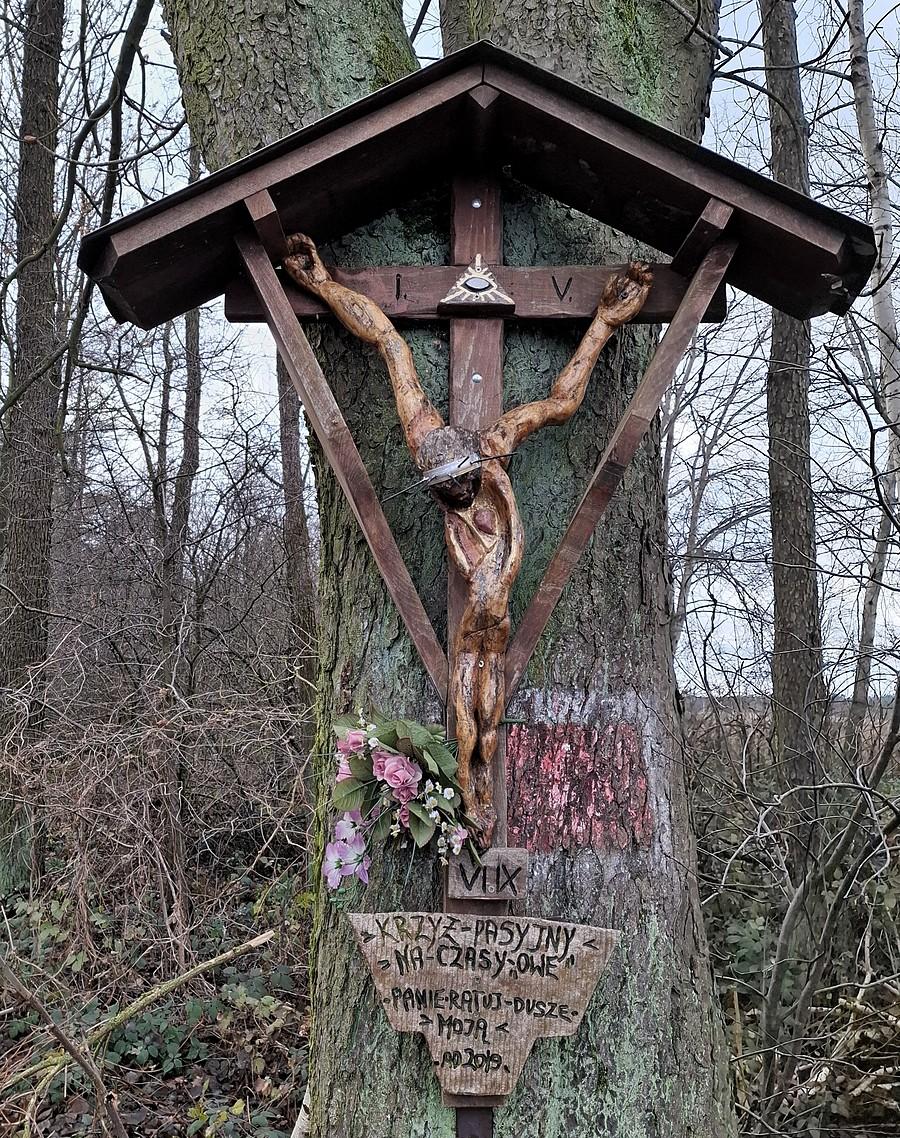 Figura przydrożnego Jezusa z Podłozin