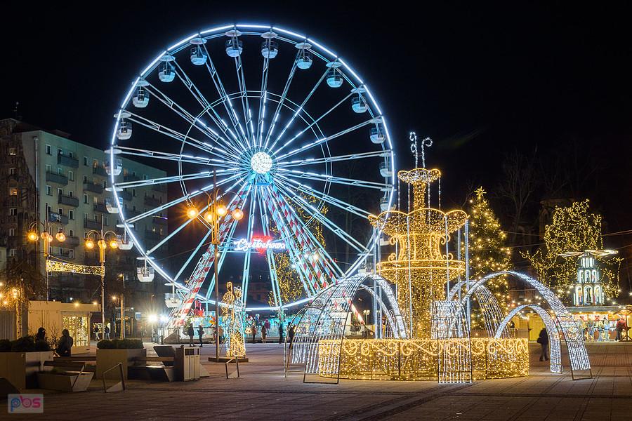 Świąteczny plac Biegańskiego w Częstochowie
