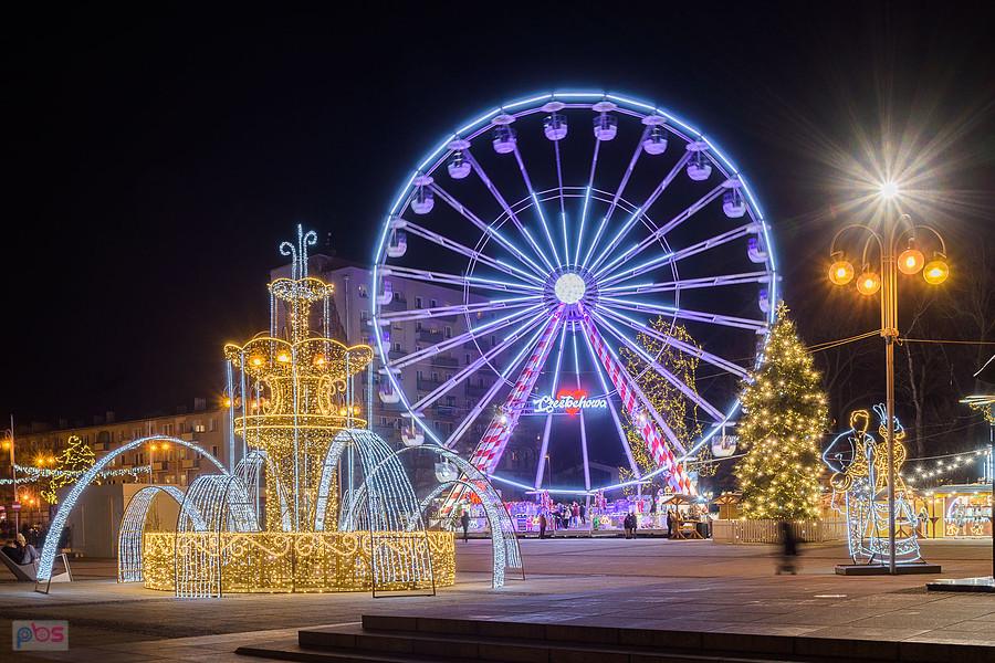 Świąteczny plac Biegańskiego w Częstochowie
