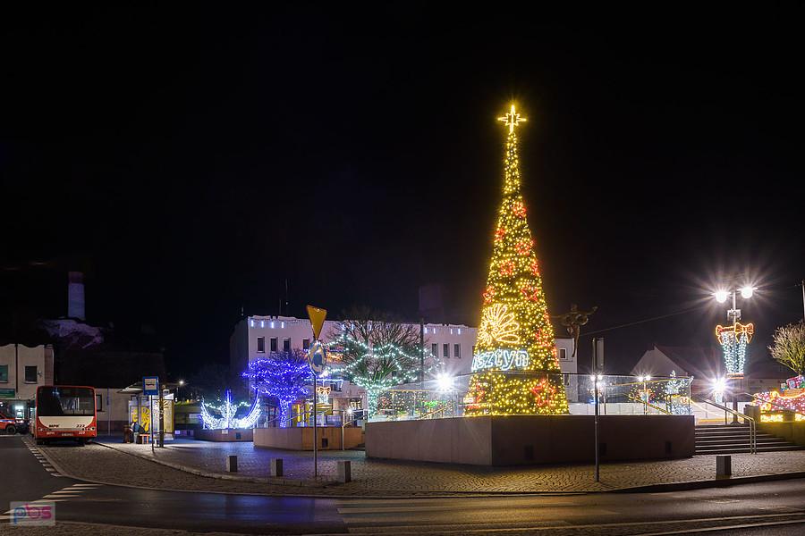Świąteczny rynek w Olsztynie (pow. częstochowski)