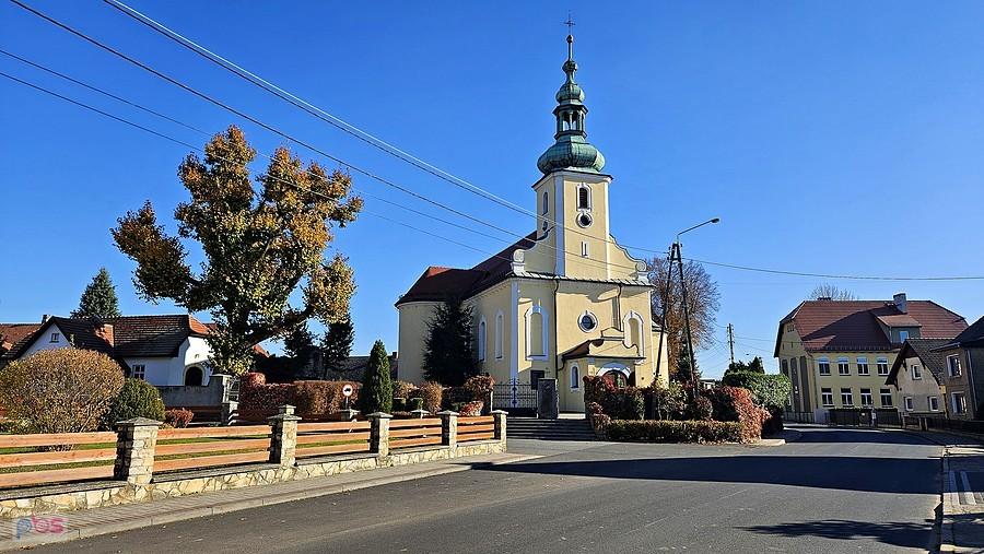 Brożecki kościół - Wszystkich Świętych 2024
