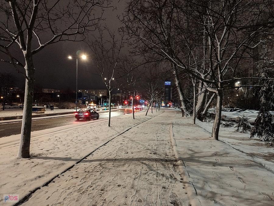 Aleja KEN w śniegowej scenerii
