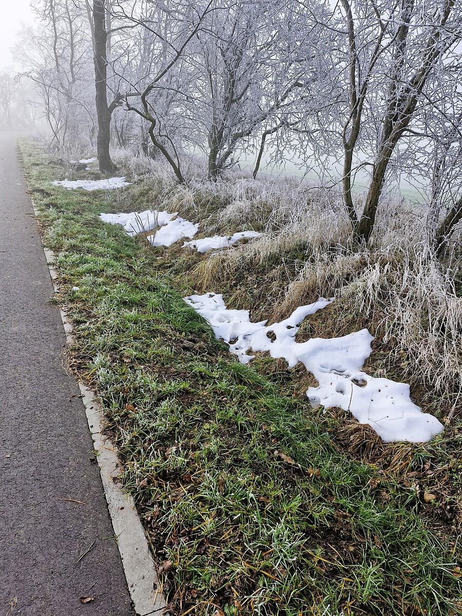 Resztki śniegu