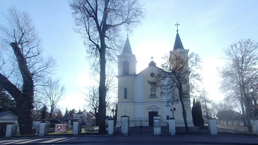 W Borzęcinie zegar odmierza czas po swojemu