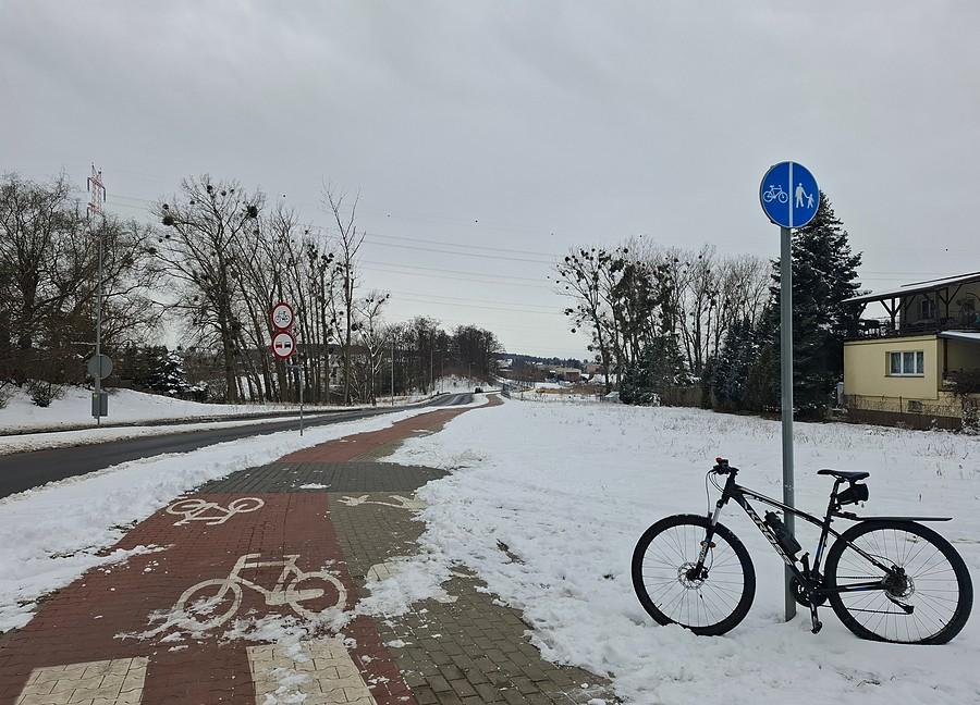 W Komornikach kostkę o dziwo ogarnęli