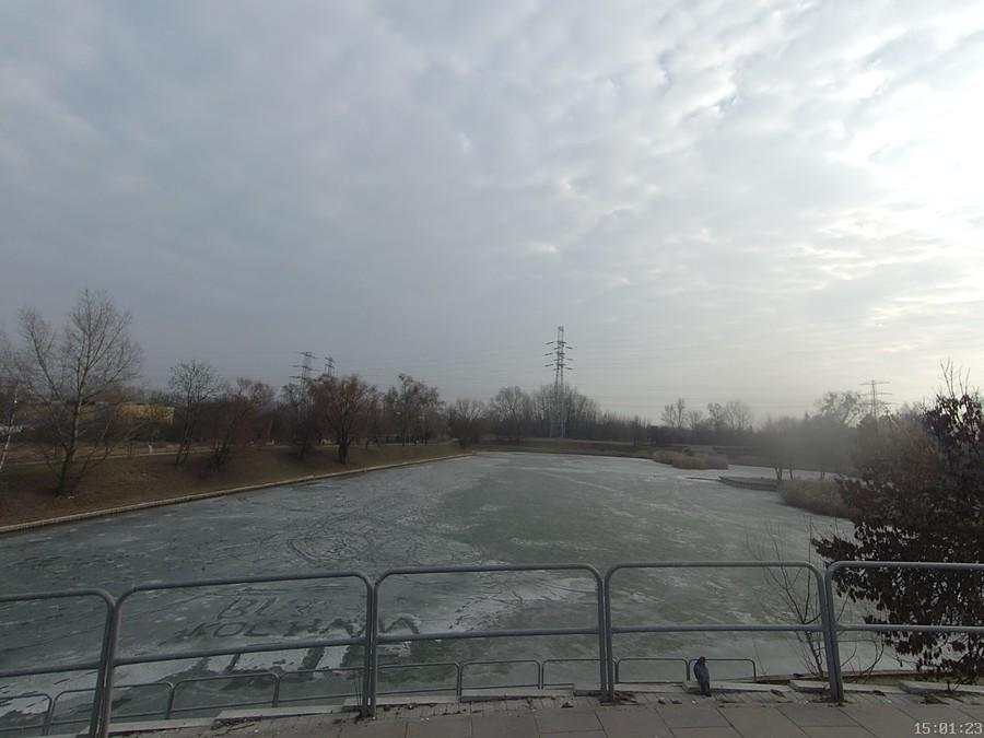 Glinianki pod lodem