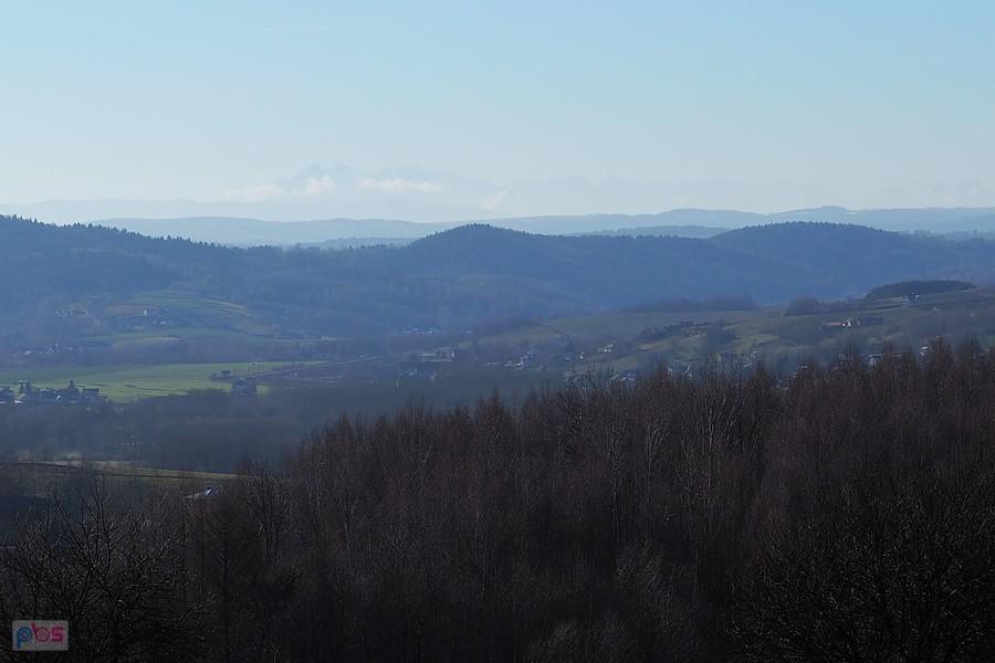 Tatry na ostatnim planie