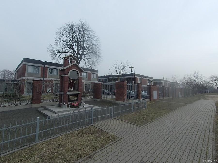 Dom księży emerytów Diecezji Warszawskiej w Łomiankach Dolnych