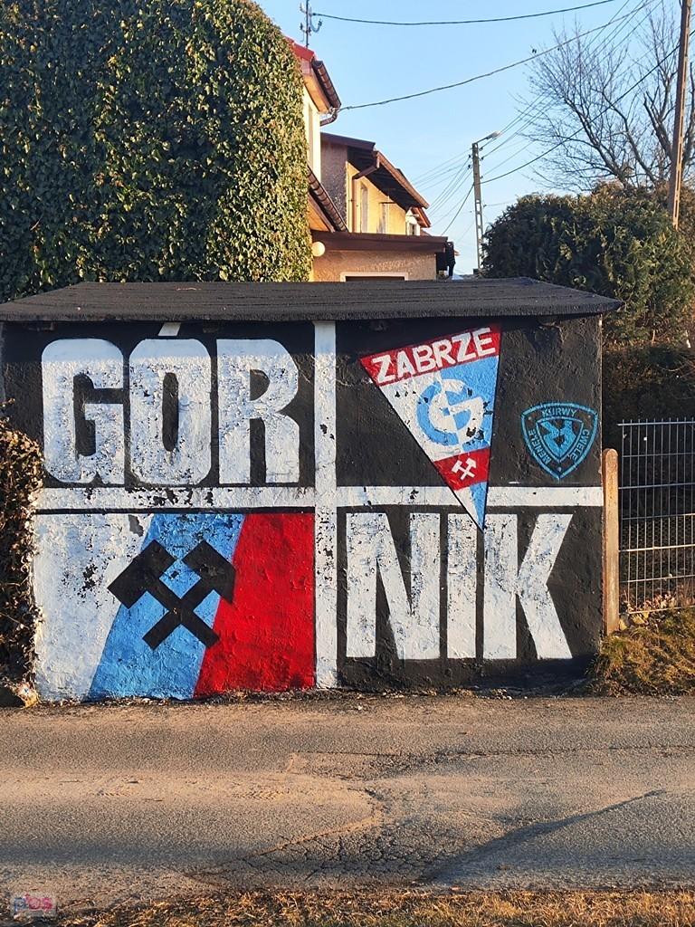 widać komu kibicują