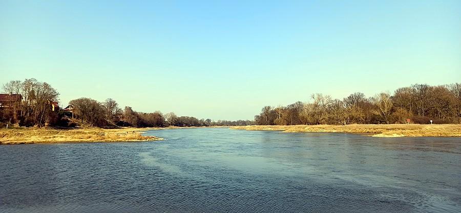Odra w rejonie Chobieni