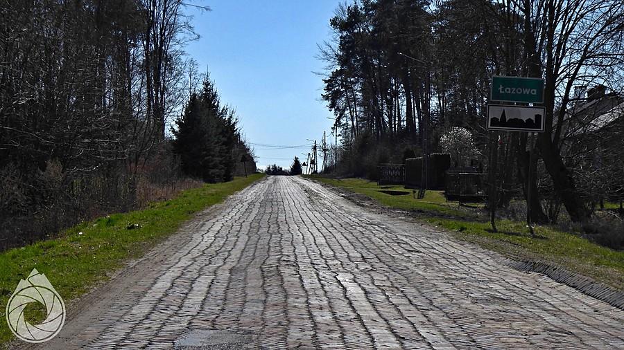 stary bruk przez Łazową (lubelską)