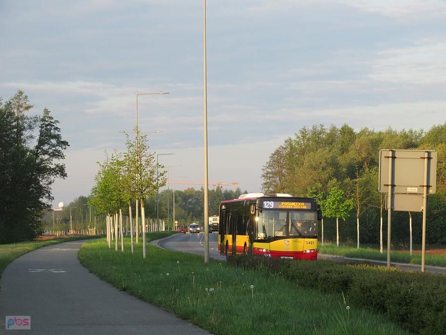 Solaris Urbino 12 #5421 na ul. Brzezińskiego