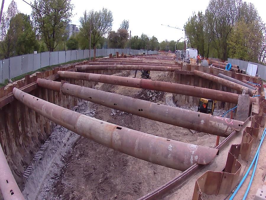 Tramwaj z Woli na Mokotów przez Park Zachodni
