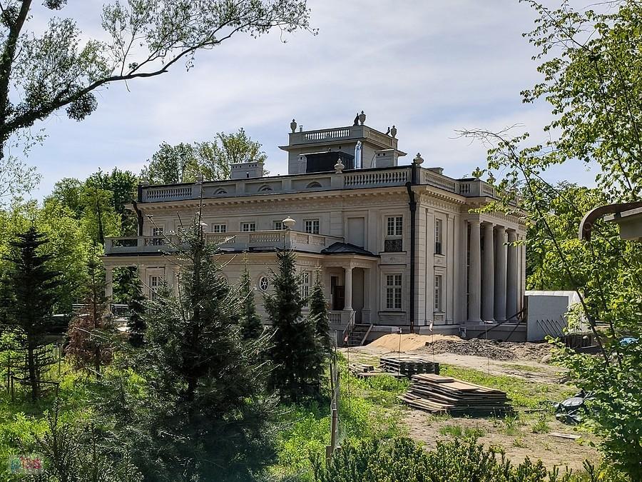 Pałac Ryszarda Krauze przechodzi generalny remont