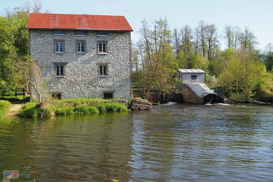 Młyn na Czarnej Nidzie