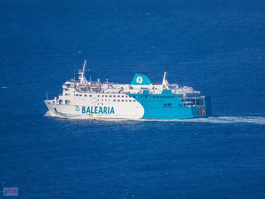 Statek Poeta Lopez Anglada obrał kurs na Tanger