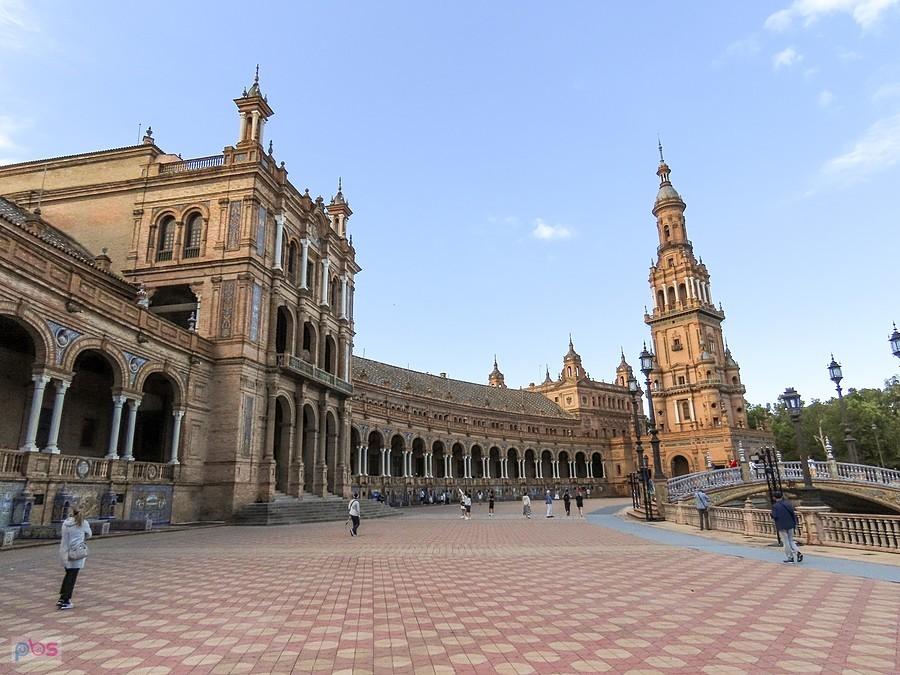 Plaza de España - jest jeszcze rano