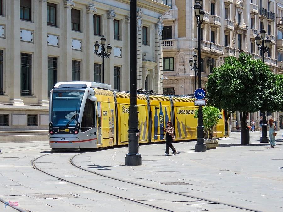 W Sewilli tramwaje jeżdżą bez sieci trakcyjnej