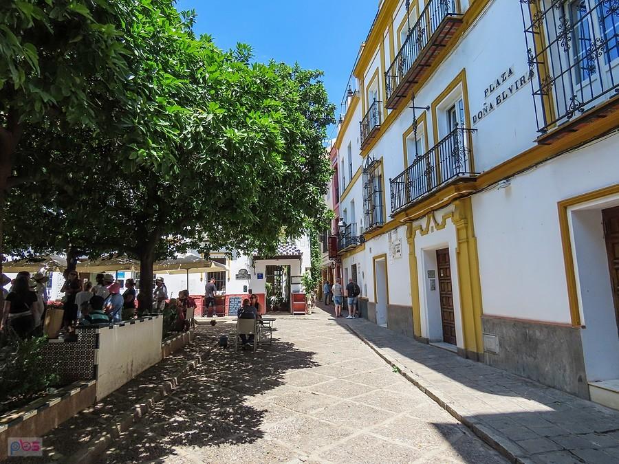 Plaza de Doña Elvira