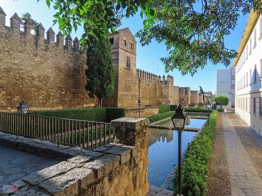 Kordoba - mury obronne Alcazar