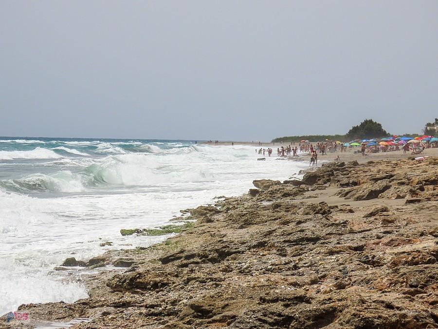 Plaża miejska w Mojacar, trochę wiało