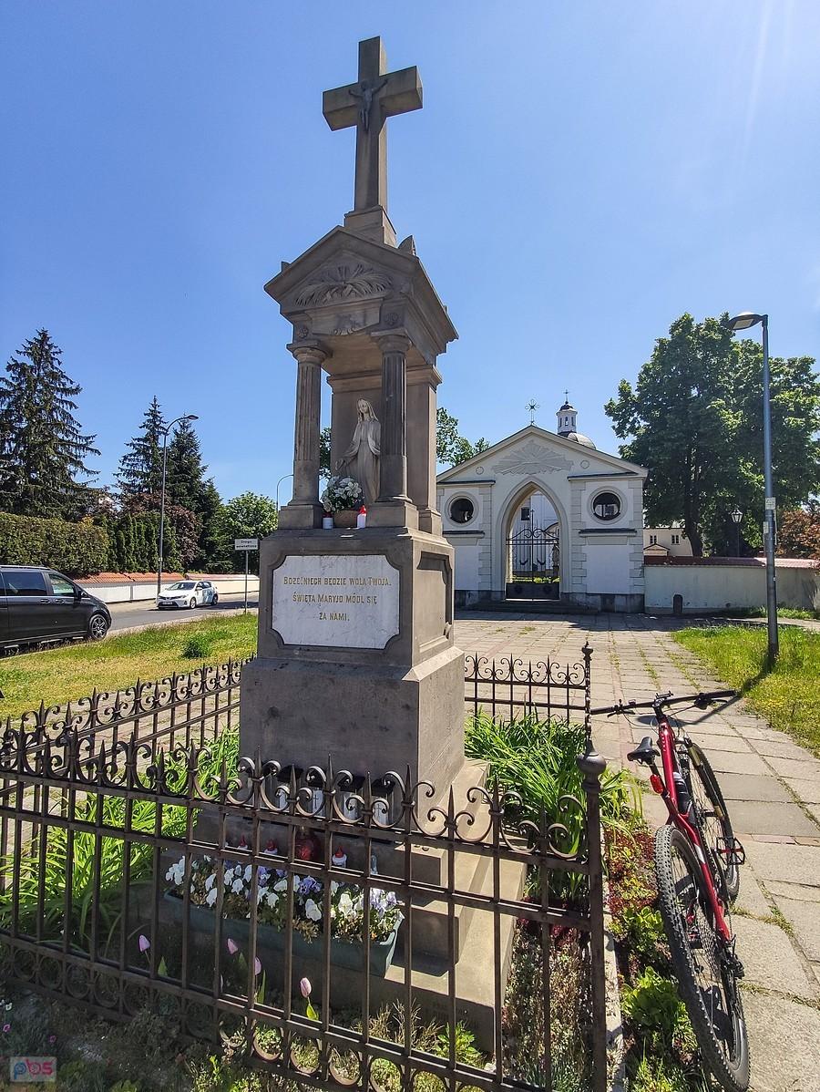 Kapliczka na pl. Bernardyńskim