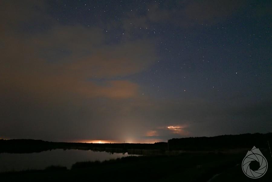 oddalająca się burza nad Dębowym Lasem
