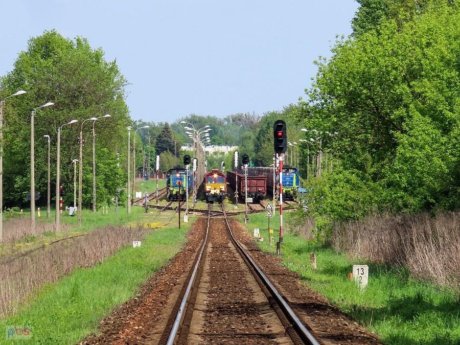 Widok z górki na PKP Jeziorna