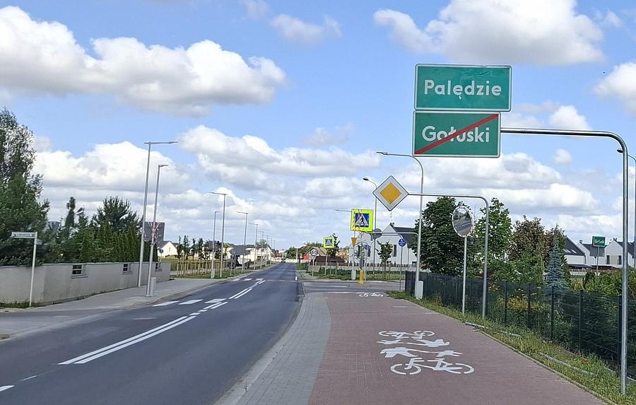 Łuk drogi, więc za chwilę... śmieszka będzie po drugiej stronie