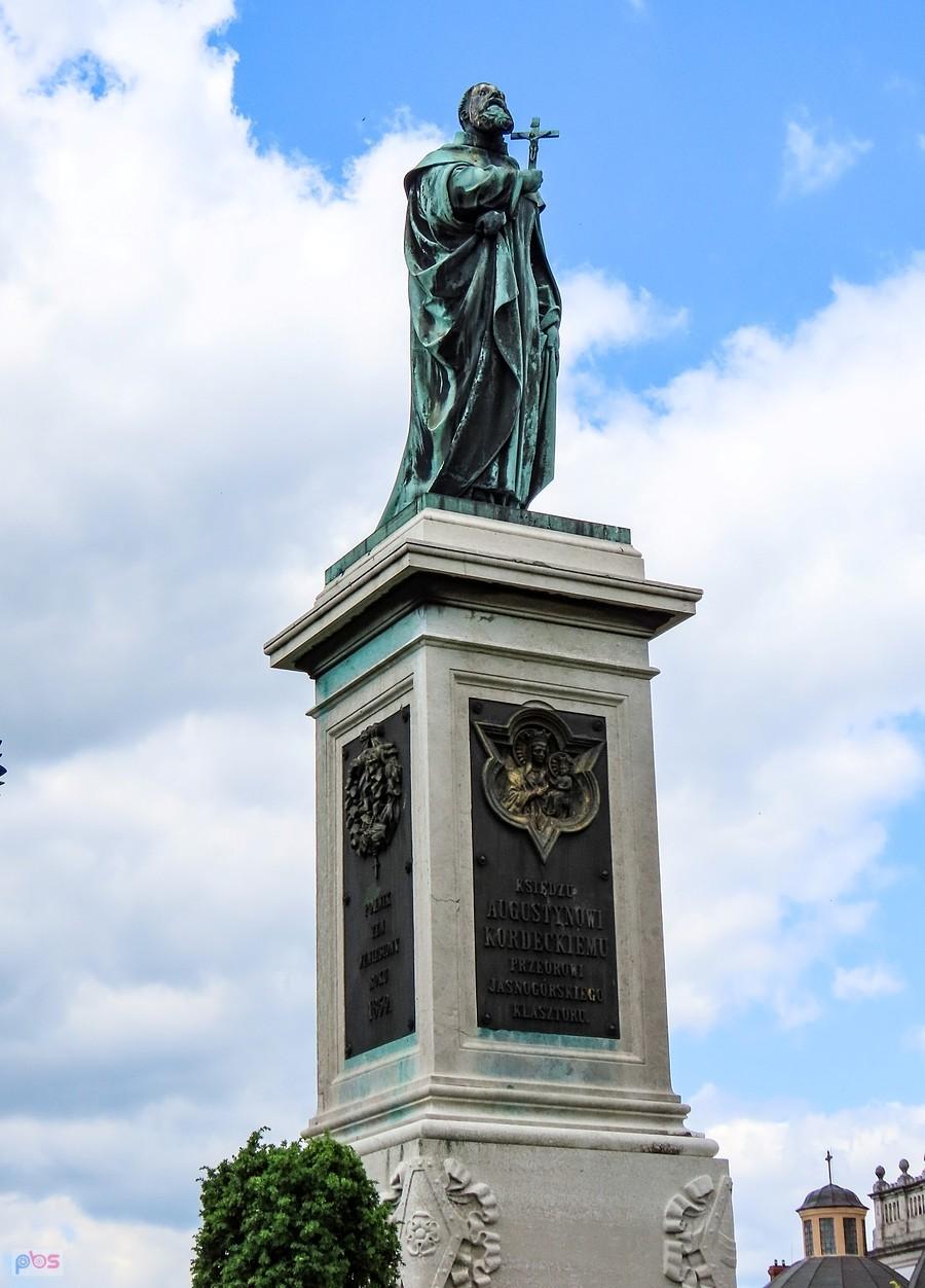Pomnik o. Augustyna Kordeckiego