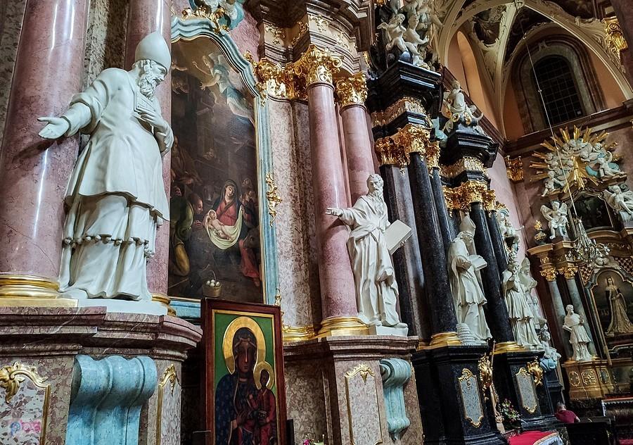 Ołtarze nawy północnej