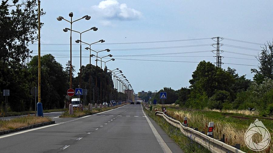 kultowy, latarniowy wjazd w Trebišov