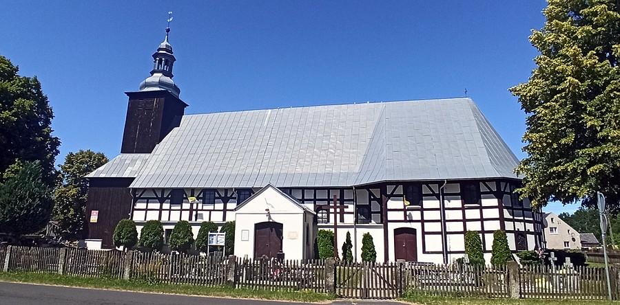 Szachulcowy kościół w Pogorzeliskach