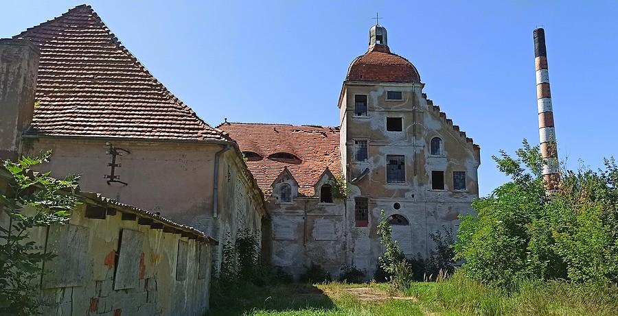 Jędrzychów. Budynek gorzelni od zaplecza