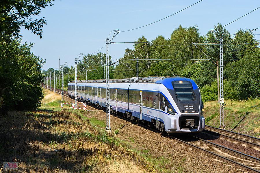Szlak: podg. Wyczerpy - Częstochowa, linia D29-1. Dart ED161-018 jako poc. IC 1630 "Fredro" relacji: Warszawa Wschodnia - Wrocław Główny.