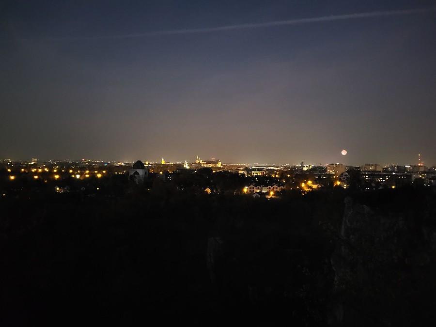 Kraków o zmierzchu