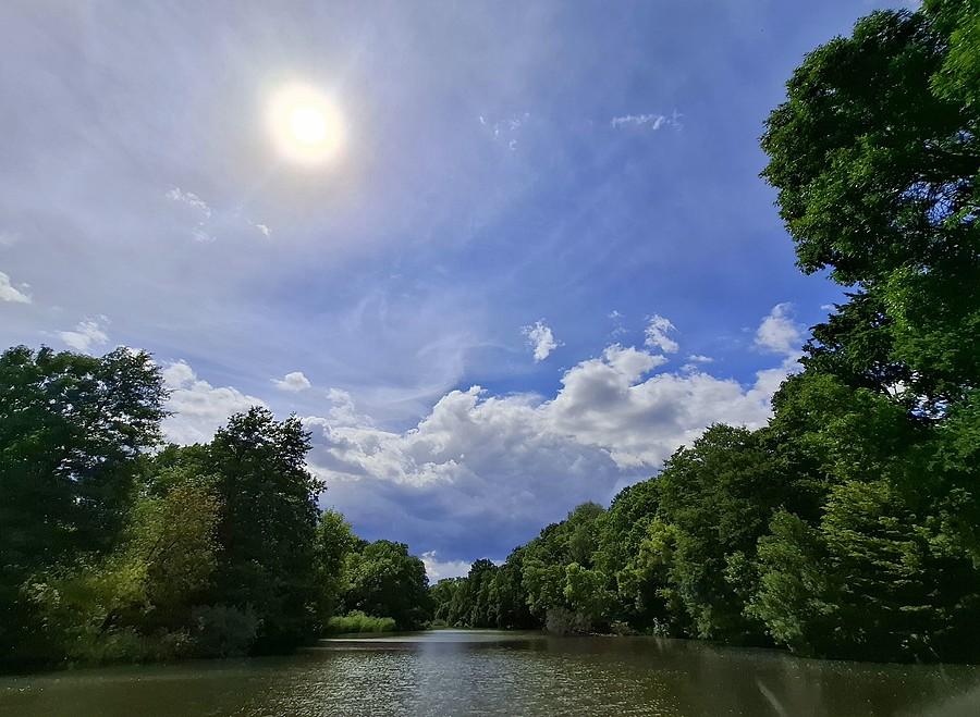 Słońce nad Dębiną