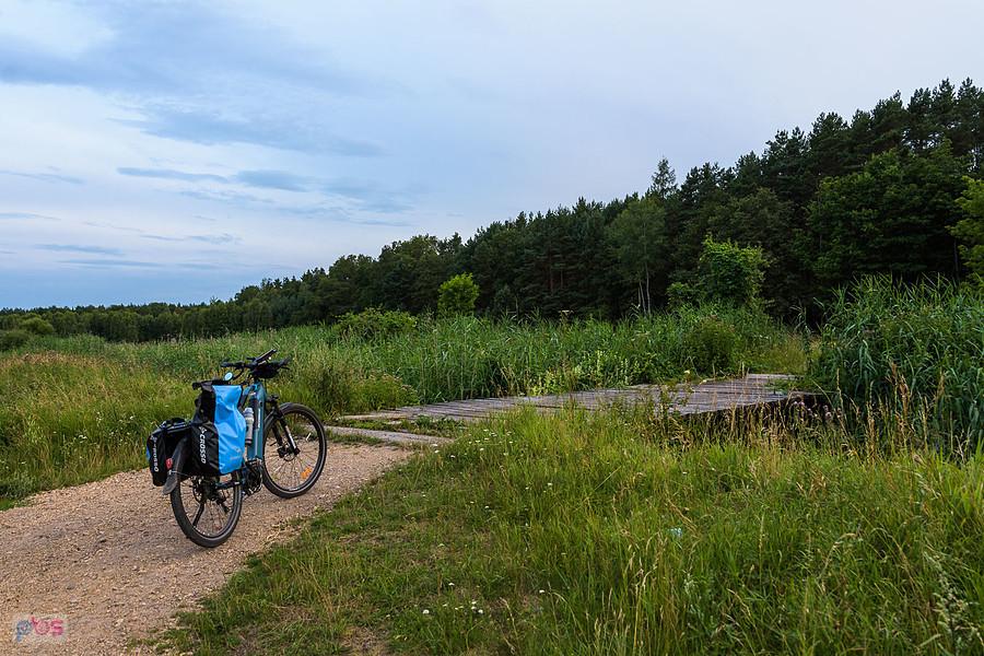 Przed mostem nad rzeczką Kocinka - Rzyczniaki