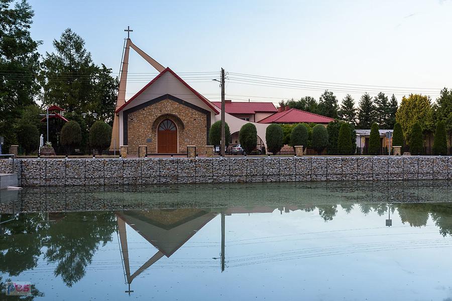 Kościół Najświętszej Marii Panny Różańcowej - Kościelec