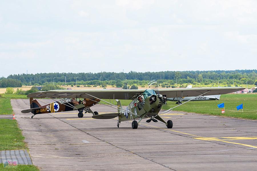 er J-3C-65 Cub #SP-SAFY i Piper L-4J Cub #SP-SMLP