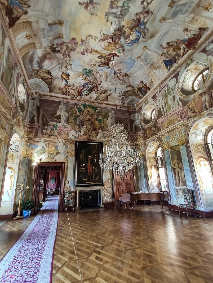 Milotice - sala balowa