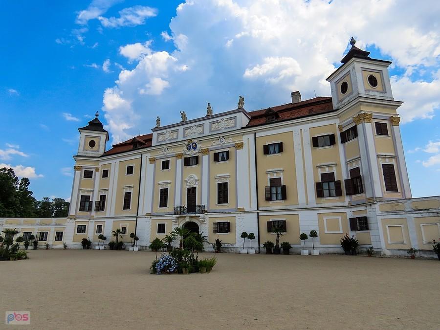 Zamek w Miloticach