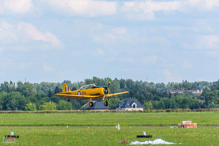 North American T-6 Harvard Mk.4M KF584 (SP-YIX) z 1953 roku - AirShow Rudniki 2025